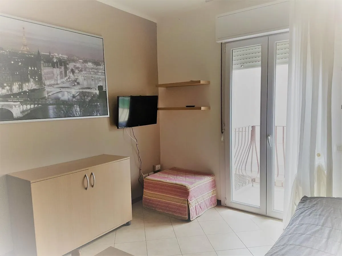 Residence Uno Studio&Suites Rimini Aparthotel