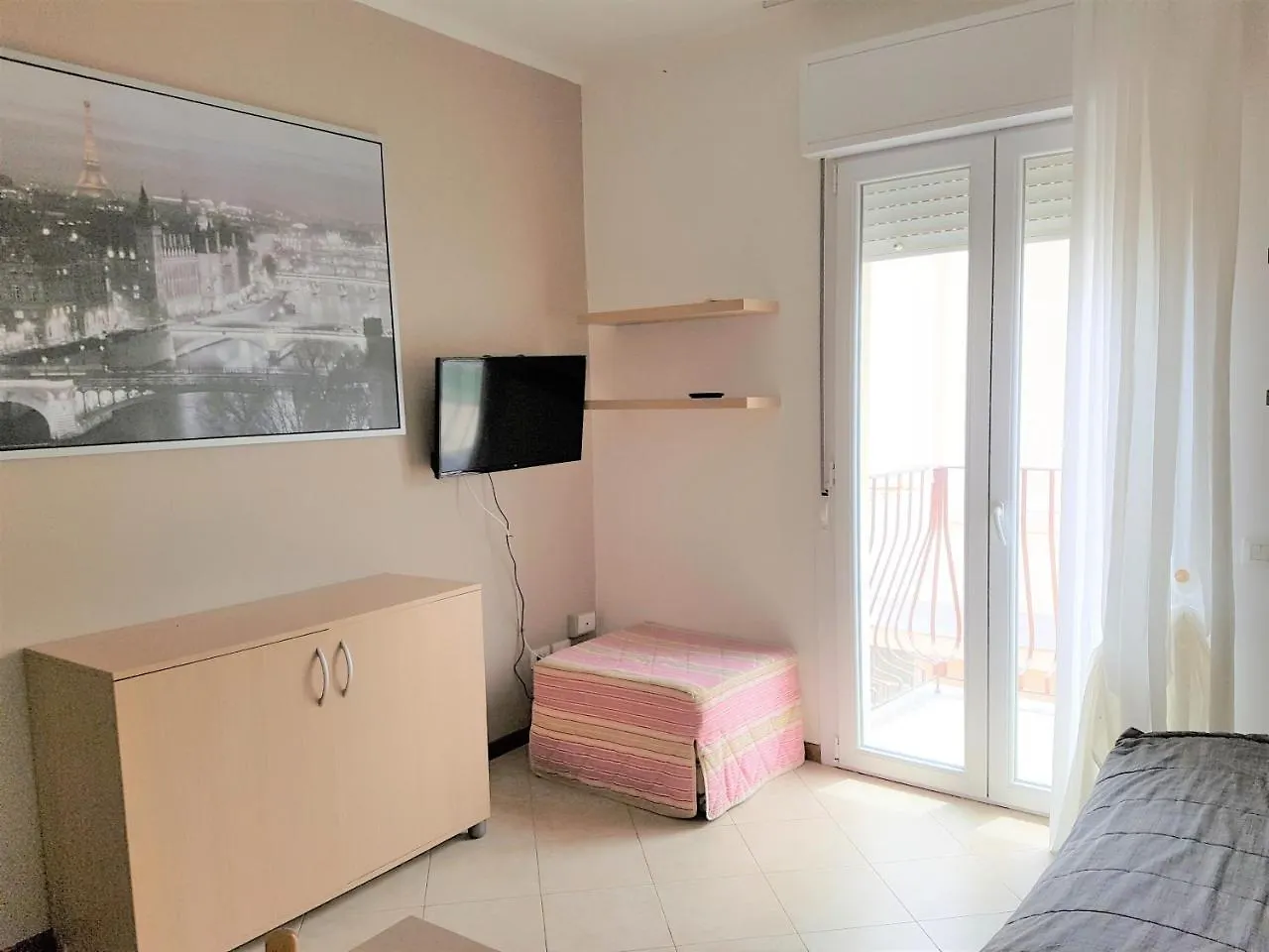 Residence Uno Studio&Suites Rimini 2*,  Italy
