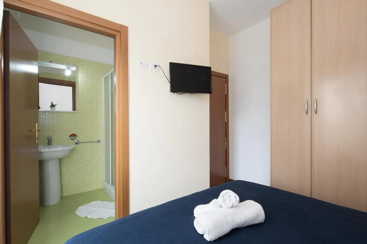 Aparthotel Residence Uno Studio&Suites Rimini